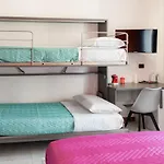 Casa de hóspedes Flower Luxury 4*